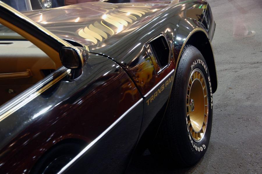  Pontiac Firebird Trans Am Bandit Special Edition 1980 года  (фото 13 из 21)